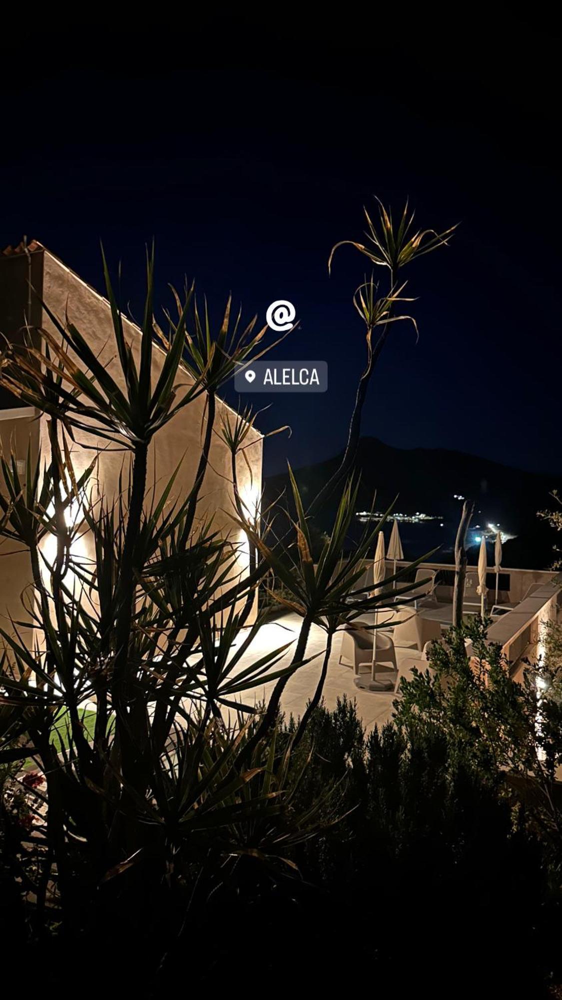 Alelca Domo Bed & Breakfast Buggerru Exterior photo